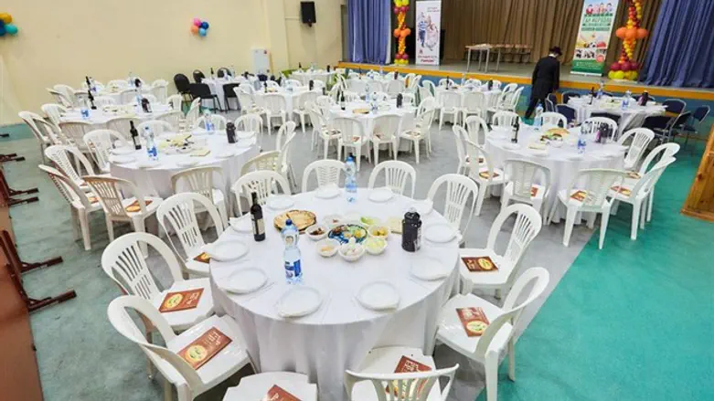 תשומת לב לכל סועד. ההכנות לסדר