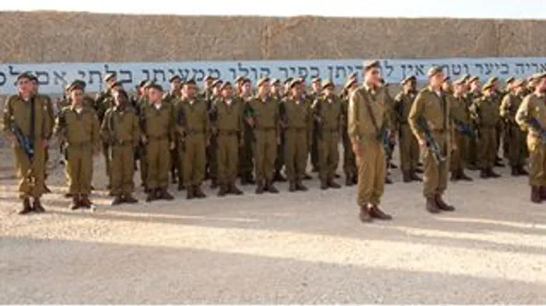 לוחמי כפיר מקבלים כומתה