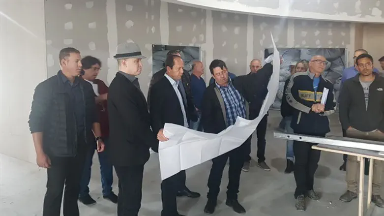 ברקת במשרדי ''כאן'' 