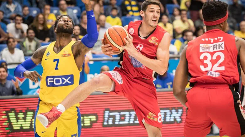 שחקני גלבוע ומכבי הערב