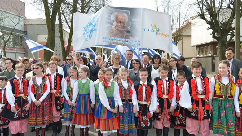 "הישג אדיר''