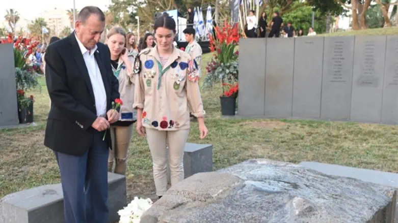 חולדאי בטקס