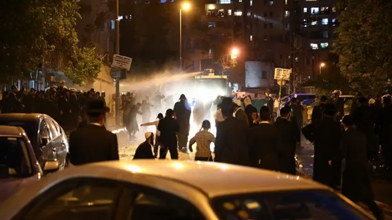 Haredi demonstrators in Jerusalem