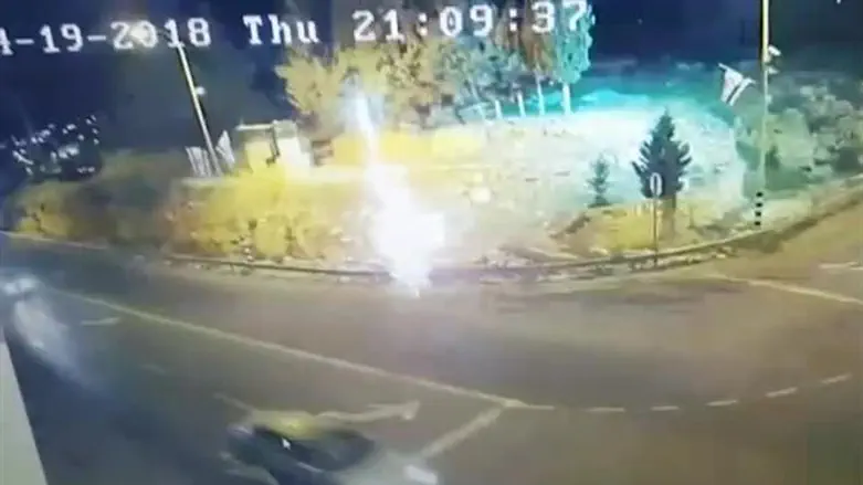 fireworks explosive thrown at Karmei Tzur Junction