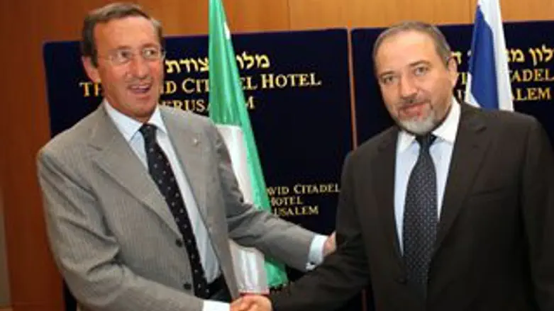 ליברמן וקאנצלר אוסטריה