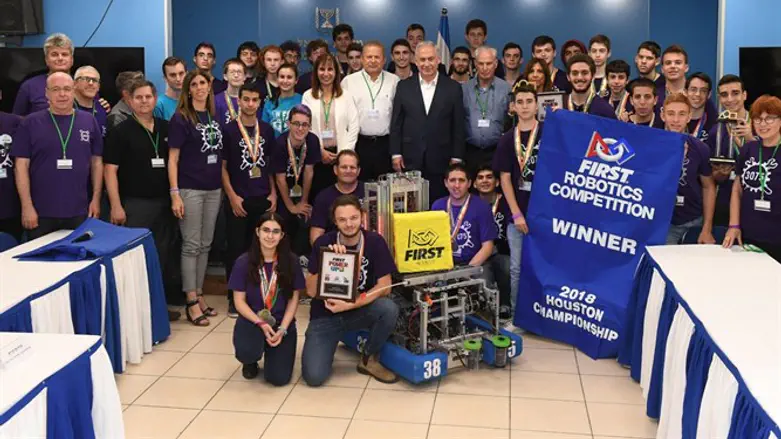 נתניהו עם חברי הנבחרת