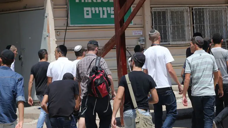 הרשויות מערימות קשיים במקום לסייע. לשכת הגיוס