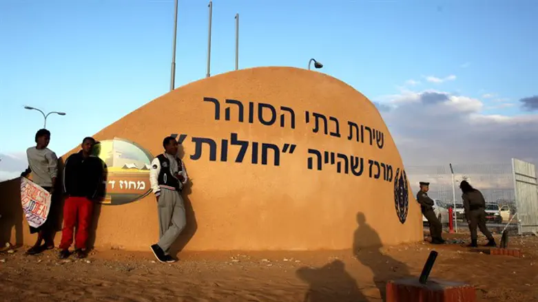 פתיחה שלו בלי חוק חדש תהיה בזבוז כסף. מתקן חולות