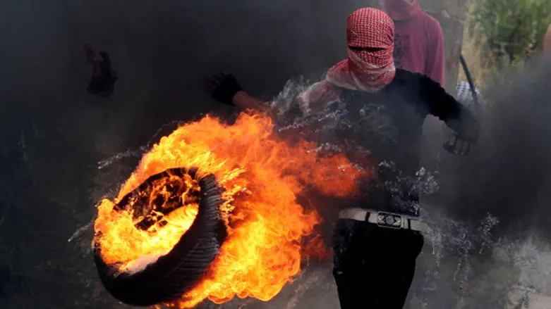 Беспорядки, устроенные в "День Накбы". Иллюстрация