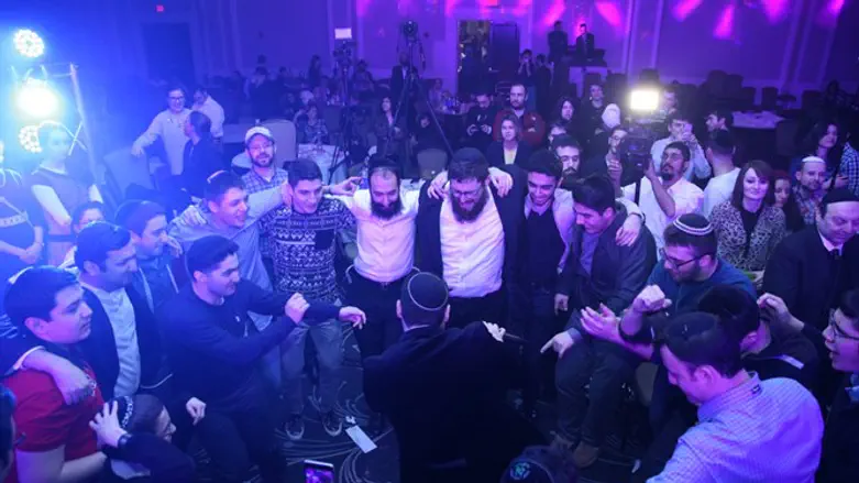 משתתפי האירוע, בריקוד של מצווה