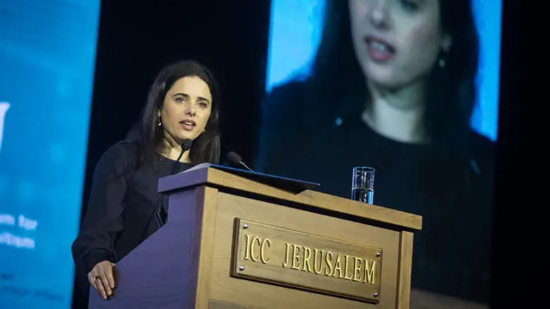 לא היה משא ומתן על החוק מול השופטת חיות. שקד