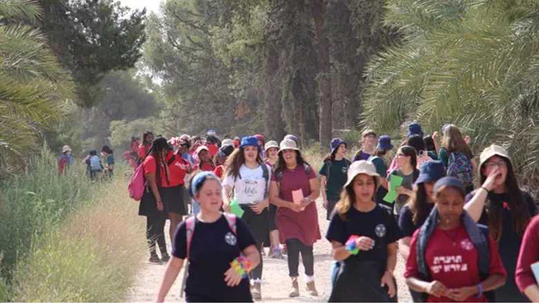 מסע גרעין ''עברי''  