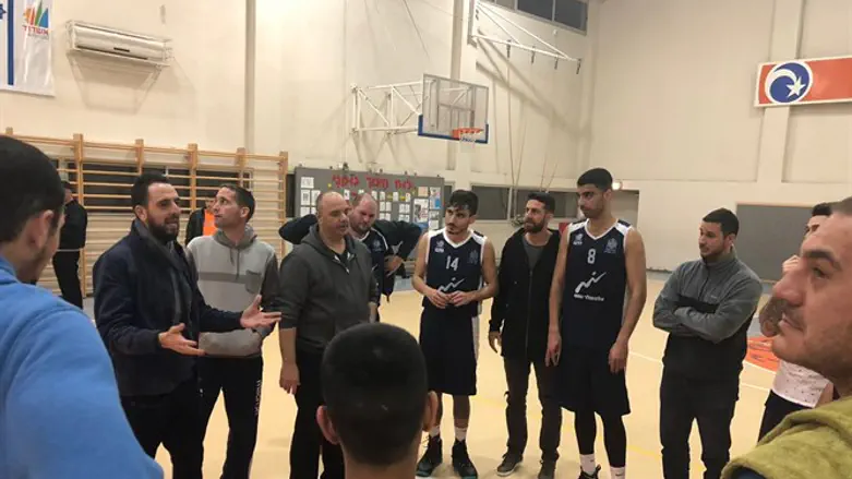 שחקני האלופה אליצור נחל שורק