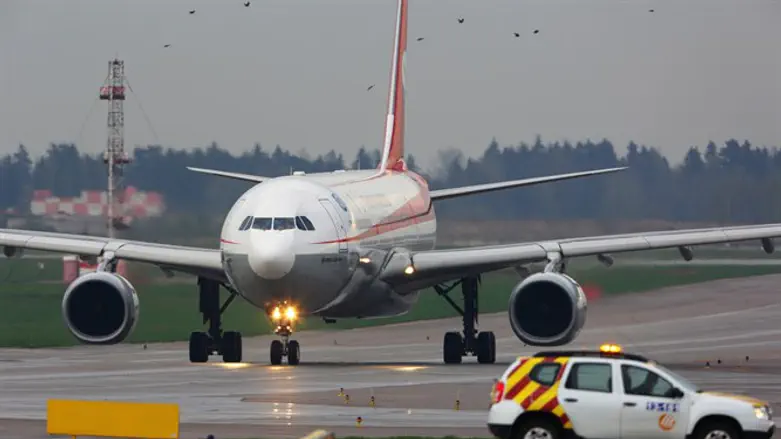 Sichuan Airlines jet