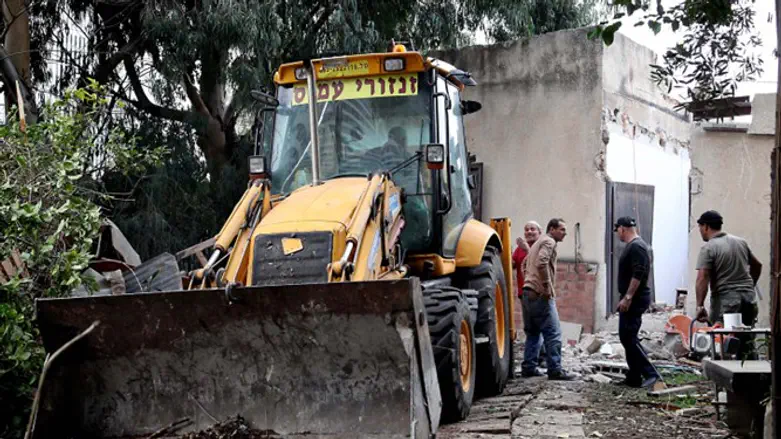 גבעת עמל. ארכיון
