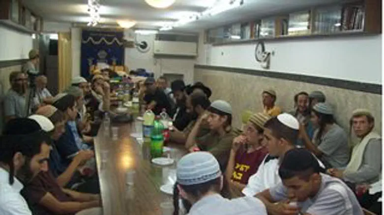 ההתוועדות אמש