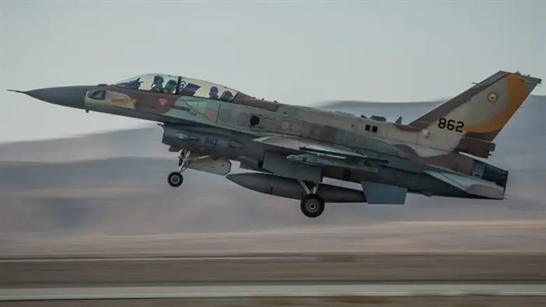 Истребитель F-16