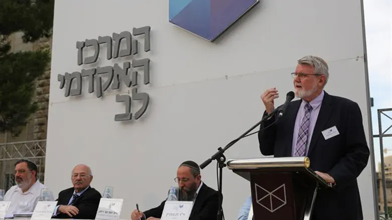 שליחים של כל עם ישראל