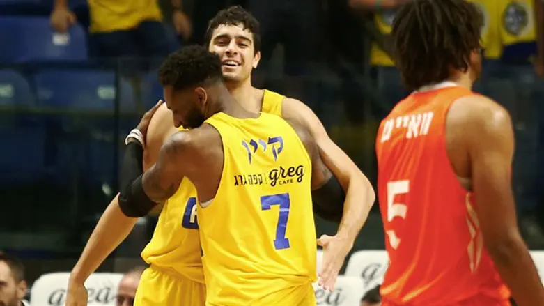 שגב וקיין חוגגים היום מול נס ציונה