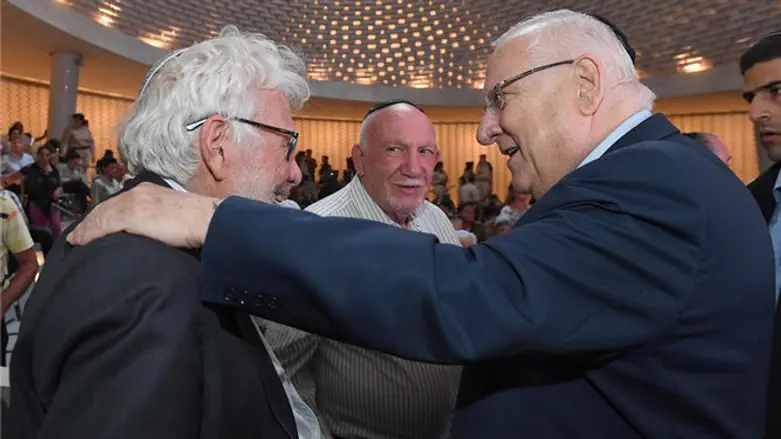 ריבלין ופרופ' ישראל אומן שבנו נפל בשלום הגליל