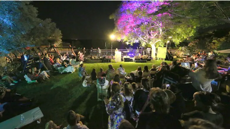 הצדעה לאמנים החרדים