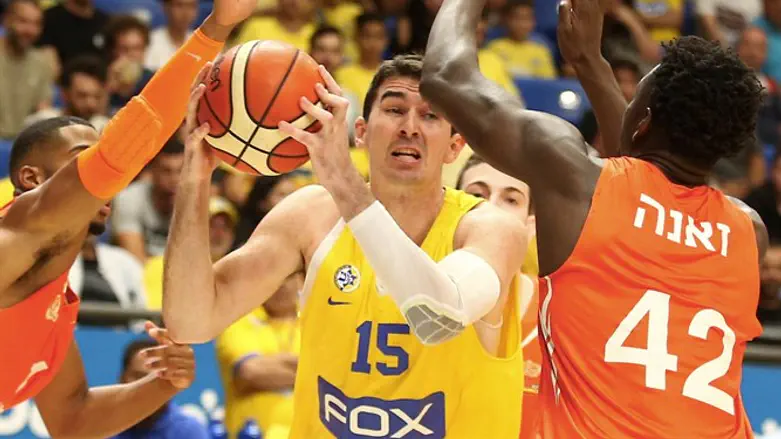 ג'ייק כהן מול נס ציונה, הערב