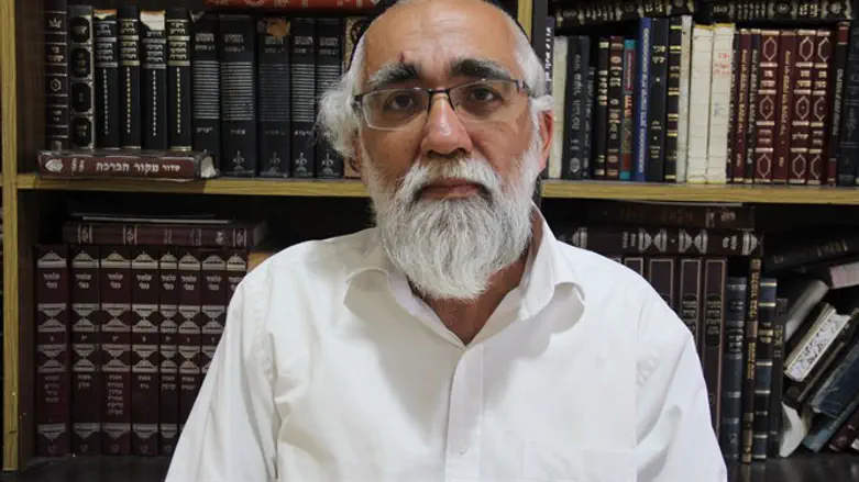 Father of 11 Battling