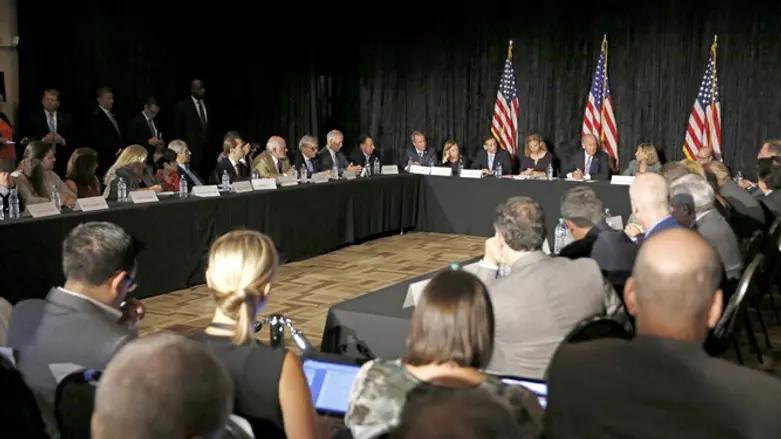 פער מתרחב. מנהגים יהודי אמריקנים במפגש עם סגן הנשיא לשעבר ביידן