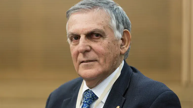 חינוך מחריד. דן שכטמן