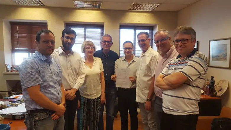 החתימה על ההסכם