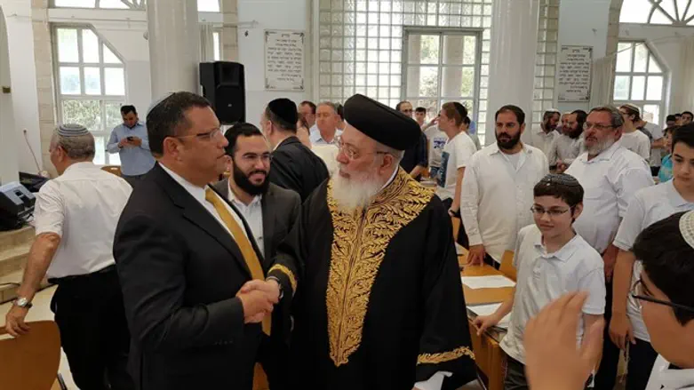 משה לאון והרב עמאר