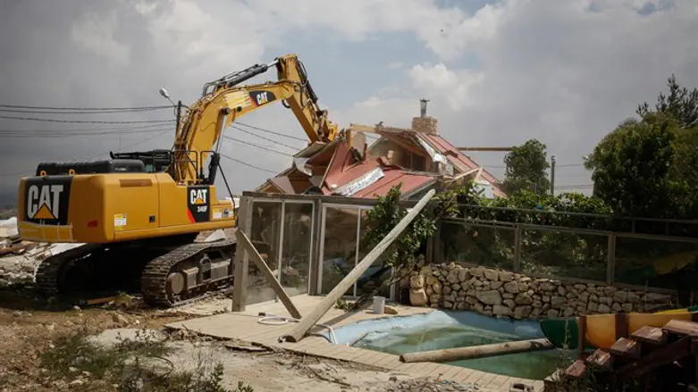 המראות הקשים של ההרס בנתיב האבות צריכים להביא להחלטה נחושה