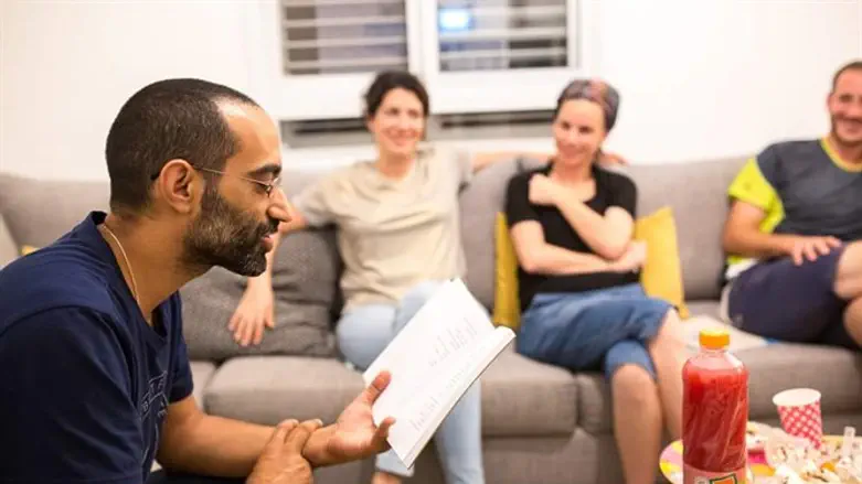 שלומי חתוכה מתארח