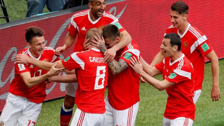 הרוסים חוגגים