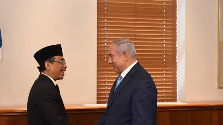 PM Netanyahu & Yahya Cholil Staquf