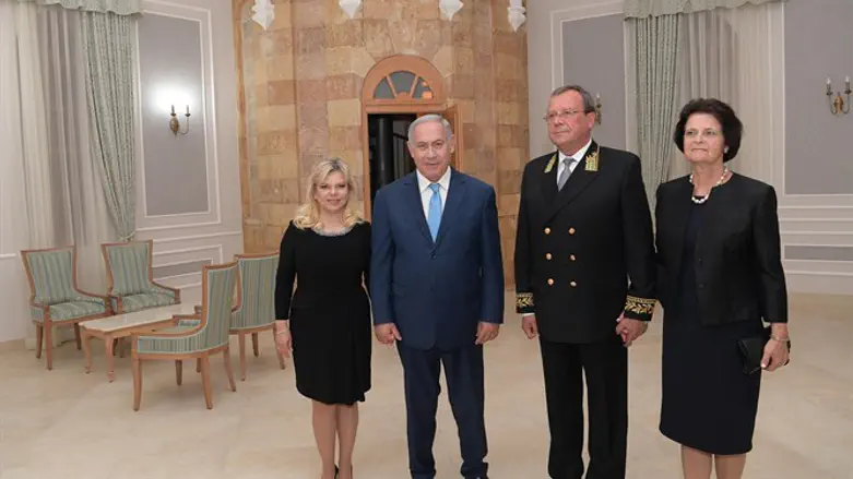 Чета Нетаньяху в Сергиевом посаде (Иерусалим)