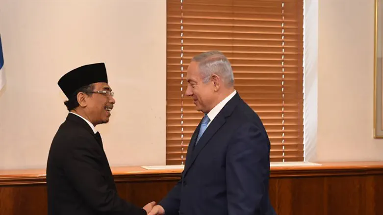 Yahya Staquf with PM Netanyahu