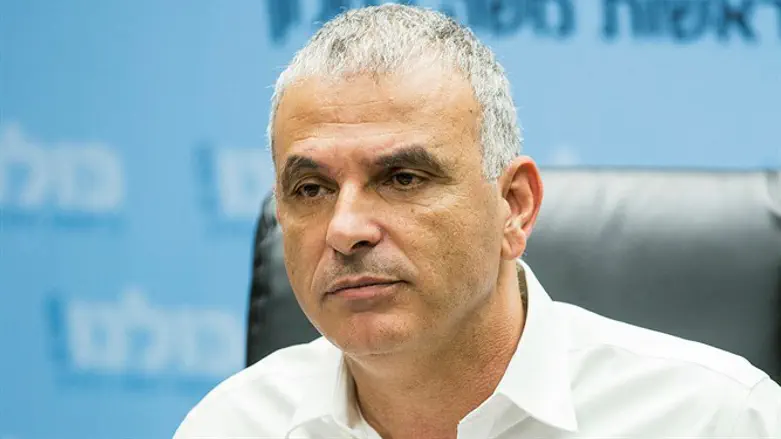 כישורי מתן מופלאים במקום כישורי משא ומתן. שר האוצר משה כחלון