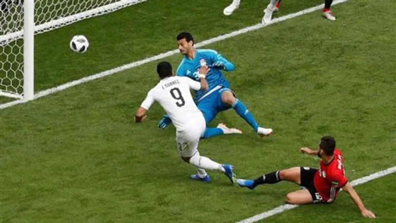 סוארס מול אל-שנוואי היום