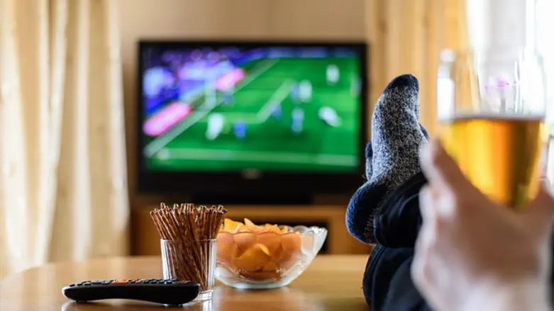 צופים ואוכלים