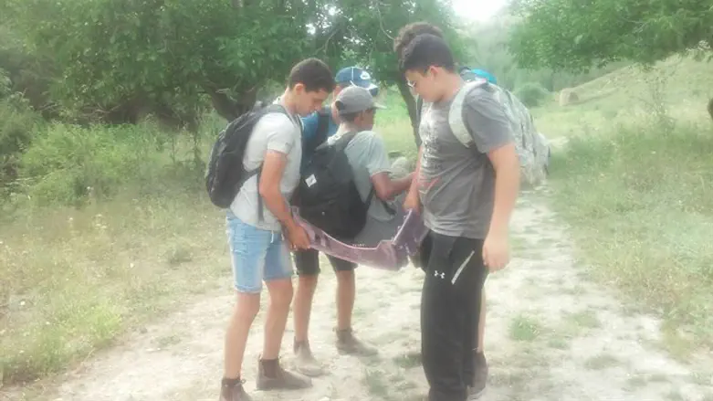 תלמידי הישיבה במהלך הפעילות המשותפת