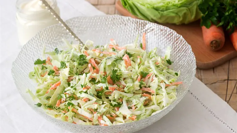 סלט כרוב ביתי