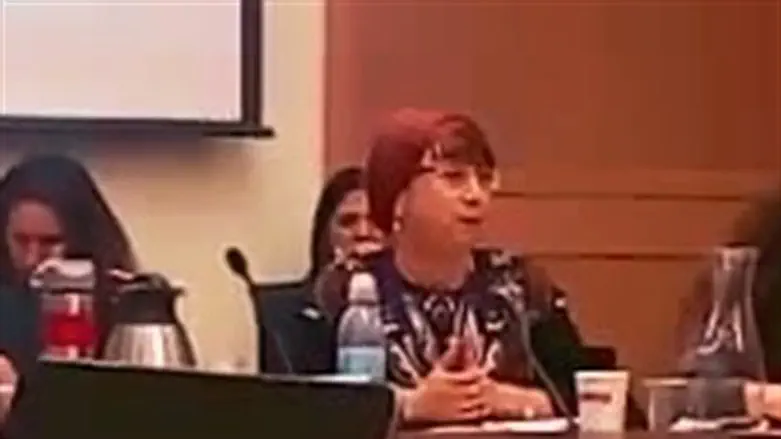 השמיעה קול אחר. נעמה זרביב