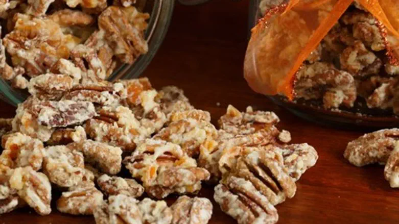Crock Pot Candied Pecans