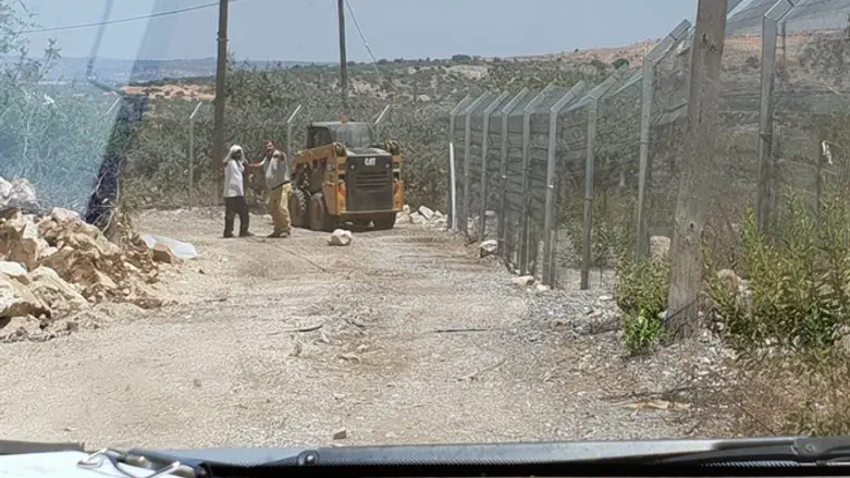 המועצה האזורית אוטמת גדרות בעלי זהב