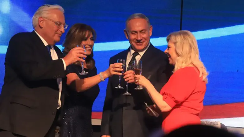 Церемония в честь Дня Независимости США