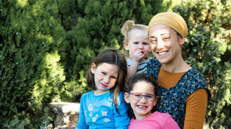 "החיבוק שקיבלנו מאנשי העיר יצר אינטראקציה עצומה". גילה שטרן וילדיה