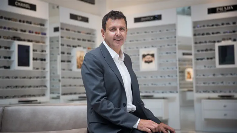 "אני לא נותן כדי לקבל תודה, אני פשוט רוצה לתת". לורנט לוי