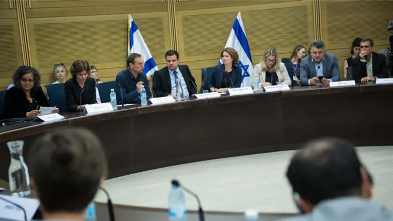 מרצ, המחנ"צ ושוברים שתיקה בשיתוף פעולה עם ארגוני BDS. הכנס שהתקיים בכנסת השבוע