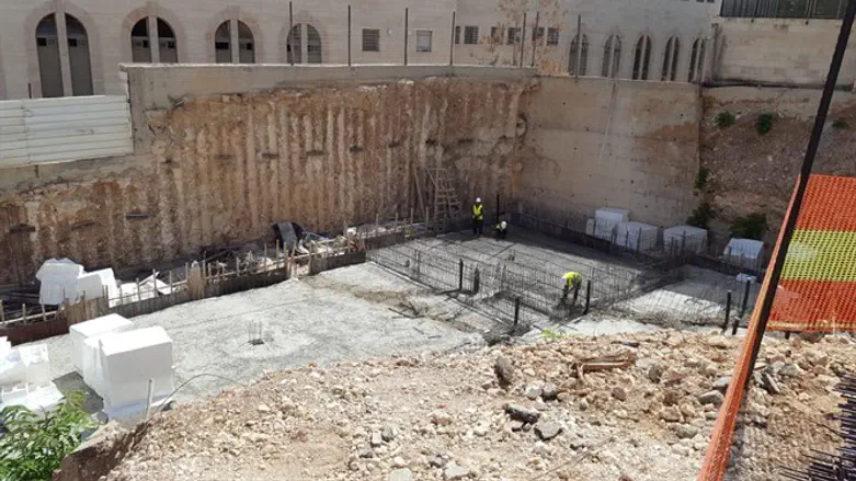 תוספת בניה לישיבת חורב בירושלים